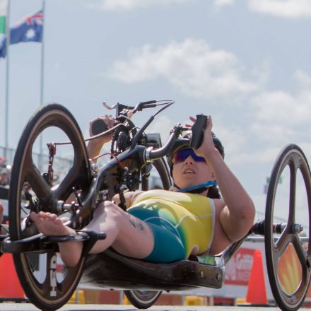 Aussie Para-triathletes thrill home crowd