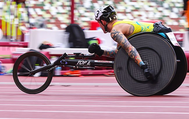 Australia’s Rheed McCracken takes the Men’s T34 100m silver medal ...